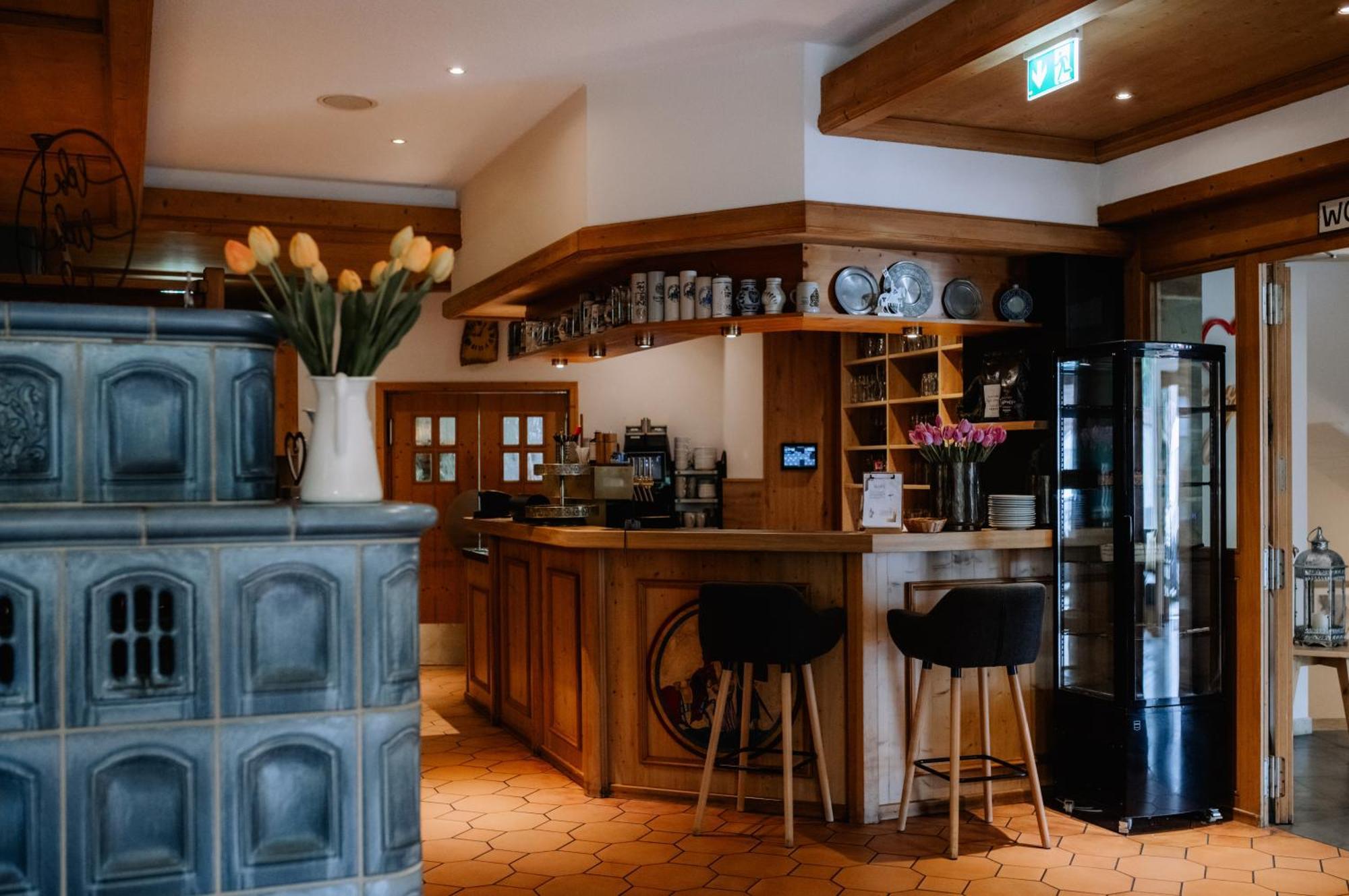 Landhotel Gary Wolframs-Eschenbach エクステリア 写真